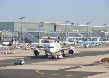 The apron of Frankfurt Airport's Terminal 2